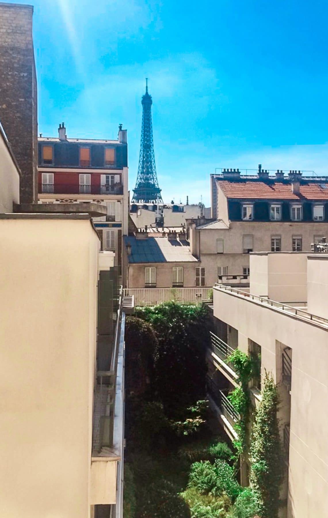 5 Best Hotels with an Eiffel Tower View from the Room