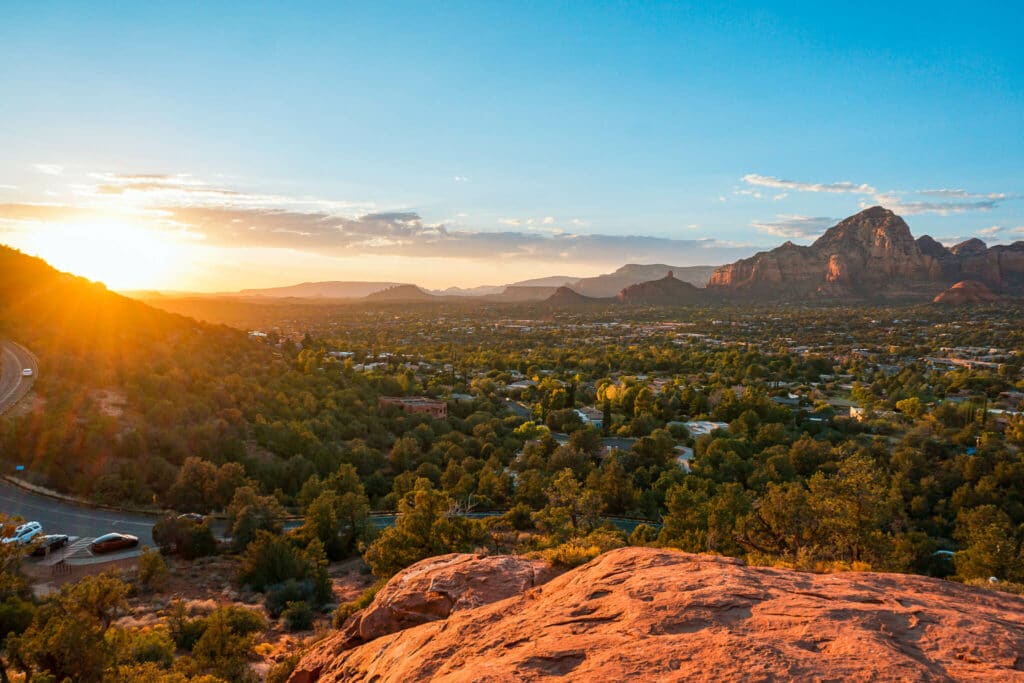 A view of the sunset in Sedona from Airport Mesa Summit.